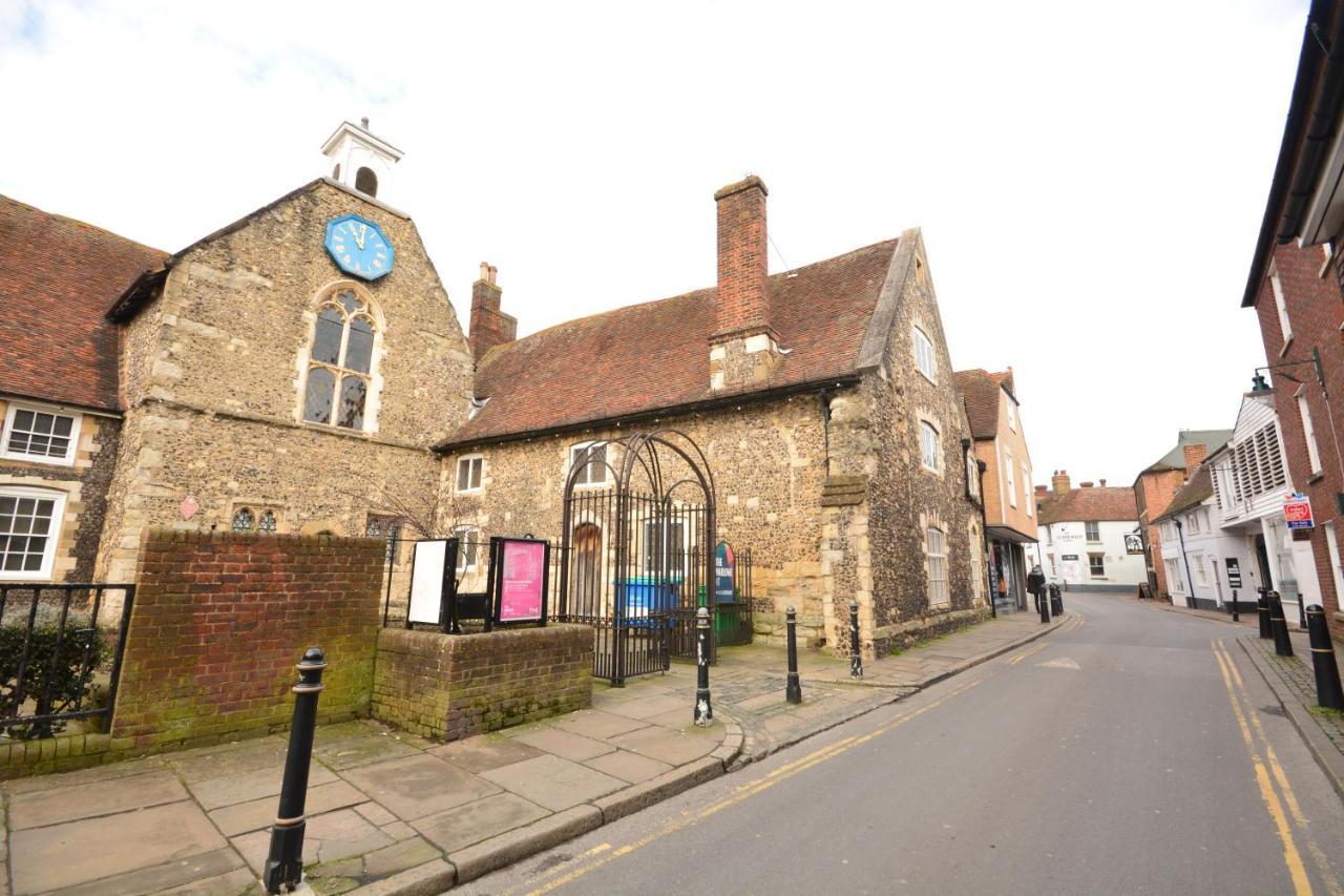 City Center Quiet Hidden Gem Canterbury Exterior photo